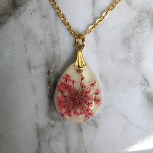 Real Pressed Flower Resin Pendant Necklace