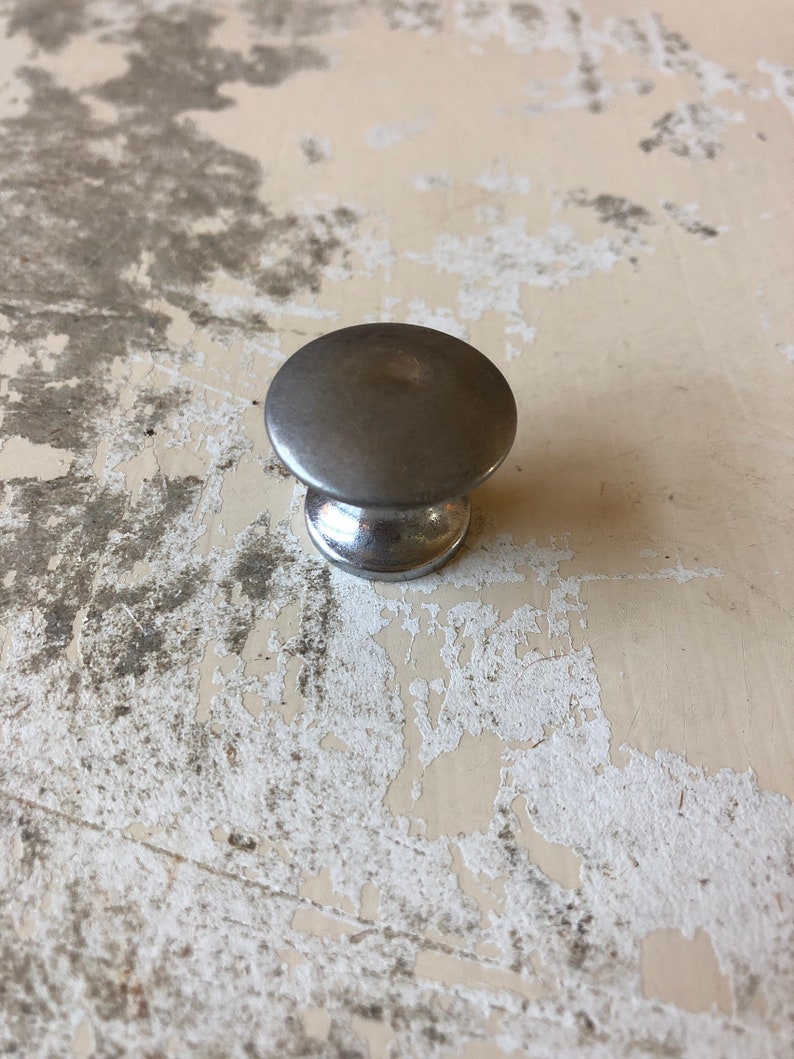 Vintage Metal Knob \u2022 Pull \u2022 Drawer