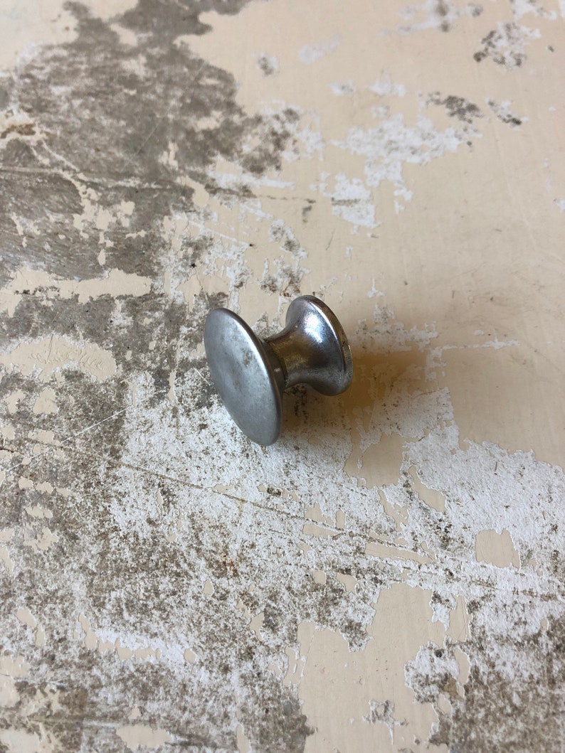 Vintage Metal Knob \u2022 Pull \u2022 Drawer