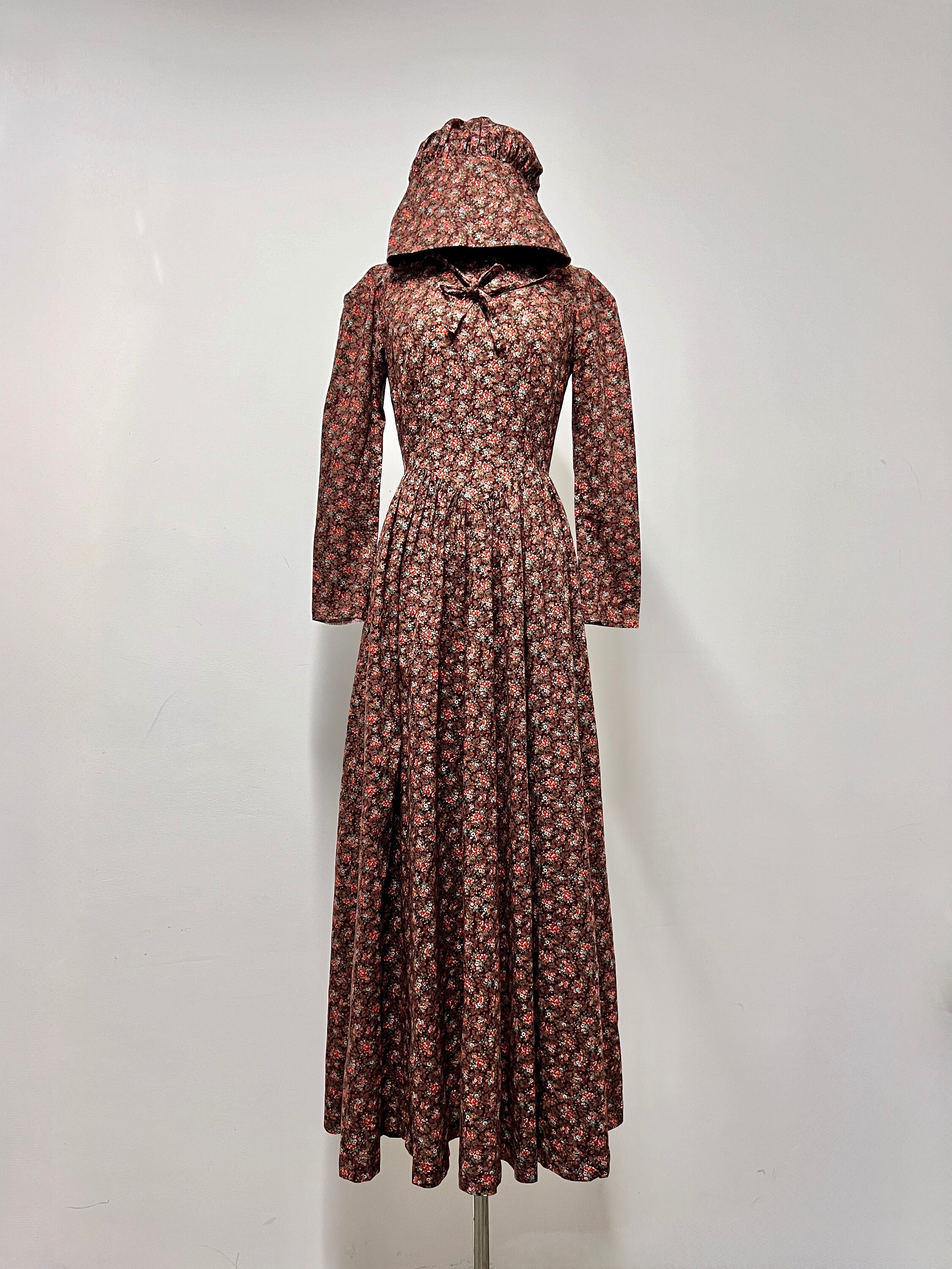 Bennett ~ Stunning rare 1970s ditsy floral smocked cotton prairie dress by Michael Sinclair