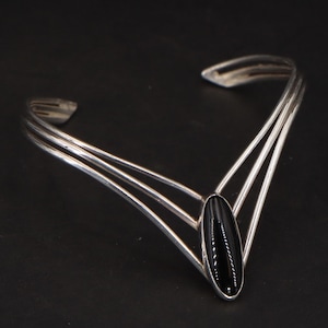 V Shaped Cuff Bracelet Sterling Silver Southwestern Black Onyx Stone Pointed 6&quot; Cuff Bracelet Navajo Sterling Silver Bracelet Southwestern