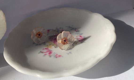 Lucite Flower garnet Earrings Bling Wedding Earri… - image 5