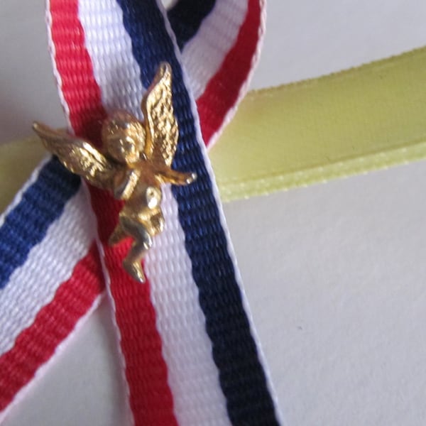 Gold Angel Pin - Etsy