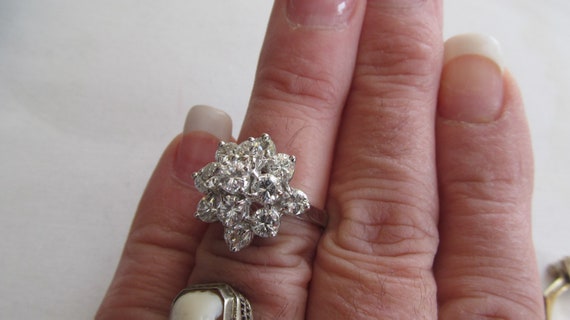 2.5 carat Real Diamond Ring 14kt White Gold Diamo… - image 2