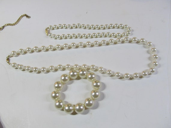 Long Lovely Pearl Necklace Ivory Pearl Single Str… - image 4