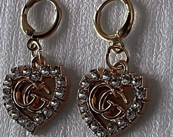 Charms Gucci VTG Charms auténticos con tiradores de cremallera GG Charms de botón Gucci vintage Aros dorados con forma de corazón