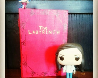 The Labyrinth red book replica | wooden book box | Labyrinth merchandise | David Bowie | 80s movie classics | Labyrinth book box