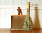 Round Whisk and Dustpan Cleanup Kit - Old Fashioned Broom and Dustpan