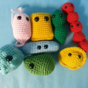 Microbe Toy Collection Amigurumi 8 in 1 Häkelanleitung PDF SAVE 2.00