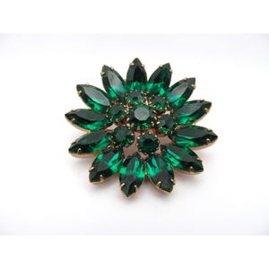 Vintage Emerald Green Rhinestone Floral Brooch
