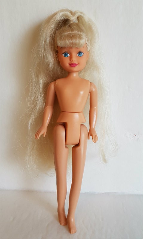 Mixed Lot of 11 Nude Barbie Dolls Stacey Skipper Clones & More Mixed Lot of 11 Nude Barbie Dolls Stacey Skipper Clones & More