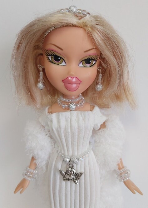21+ Dazzling Aesthetic Blonde Bratz Doll Pictures