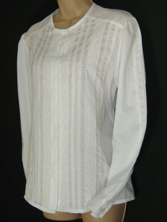 LAURA ASHLEY Vintage Romantic Collarless Crochet L