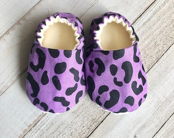Purple Leopard Print Baby Moccasins, Soft Sole Crib Shoes