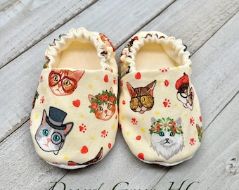 Cat Print Baby Moccasins, Soft Sole Crib Shoes