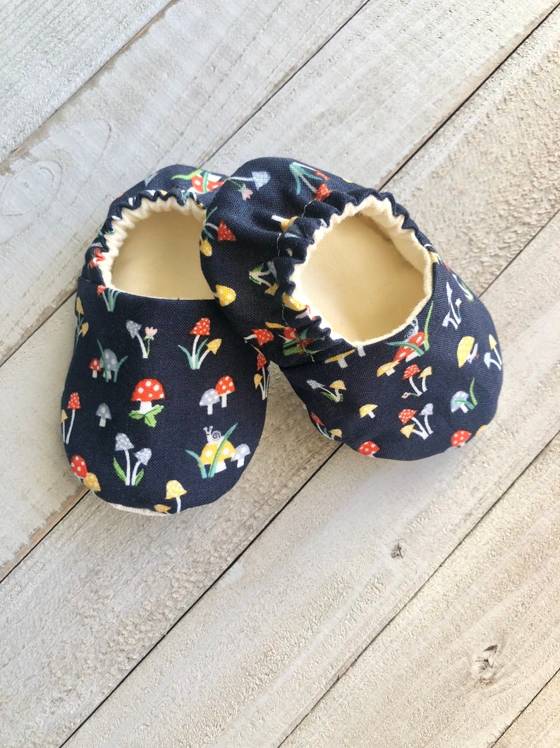 Mushrooms Baby Shoes, Crib Shoes, Toddler Shoes, Baby Booties, Moccasins, Soft Sole Shoes, Baby Slippers, Fabric Shoes image 2