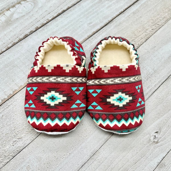 Southwest Baby Shoes, Aztec, Crib Shoes, Baby Booties, Moccasins, Stay on Shoes, Toddler Shoes, Slippers