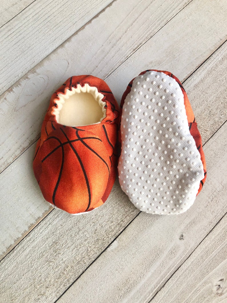 Chaussures De Basketball Pour Lit De Bébé, Sport, Chaussures bébé garçon, Chaussures bébé, Chaussures pour tout-petit, Chaussures à semelle souple, Mocassins, Chaussons Bébé image 3