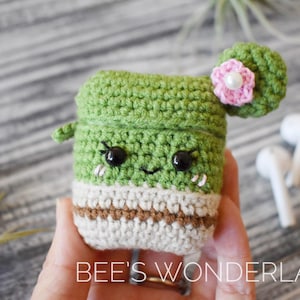 Kawaii Cactus AirPod case, Crochet AirPod case, Handmade gifts , cactus AirPod case, Valentine’s gift, gift for her