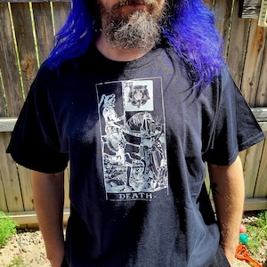 Carte de tarot de la mort T-shirt adulte unisexe - Réalisé sur commande