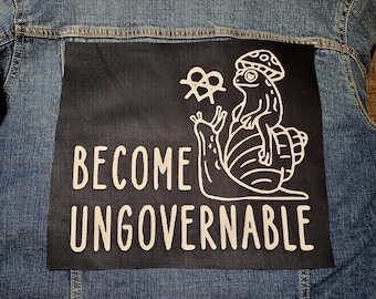 Naszywka z materiału Become Ungovernable na plecach / kurtka punkowa