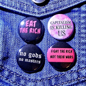 No Gods No Masters Knopfset Bild 2
