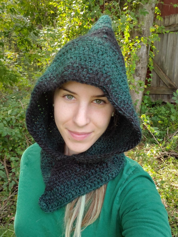 Handmade Hunter Green Crochet Hooded Cowl: Winter Snood - Etsy display picture 1