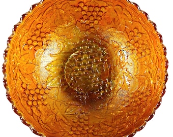Antique 1910's Imperial Marigold Carnival Iridescent Glass Grapes And Vines Pattern 9"d Scalloped Rim Master Berry Bowl