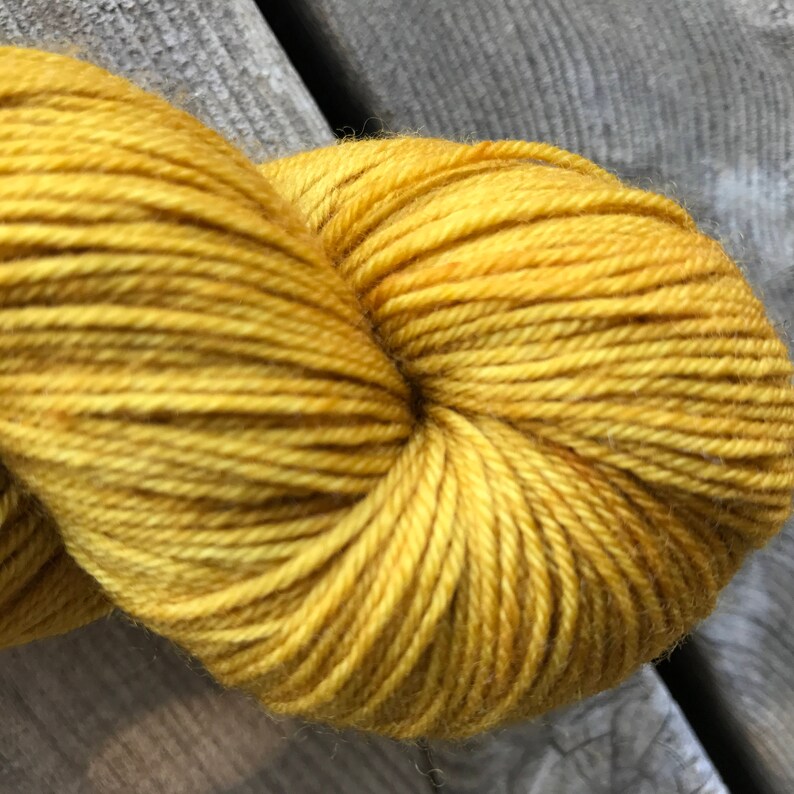 Vineyard Colorway Hand-dyed Yarn Indie-dyed Yarn Merino Wool Yarn Hand-painted Yarn
