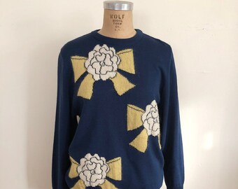 Navy Blue Pullover Sweater with Flower and Bow Motif - 1980s