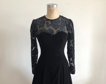 Black Velvet Cocktail Dress with Burnout Detail - 1980s