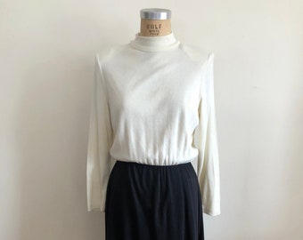 Cream and Black Colorblock Knit Midi-Dress - 1980s