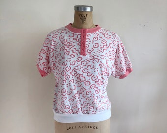 Pink and White Abstract Print T-Shirt - 1980s