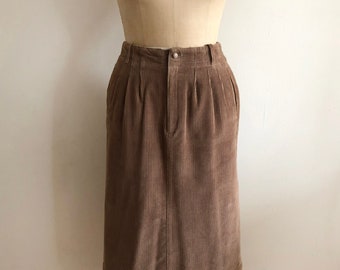 Brown/Tan Corduroy Midi-Skirt - 1980s