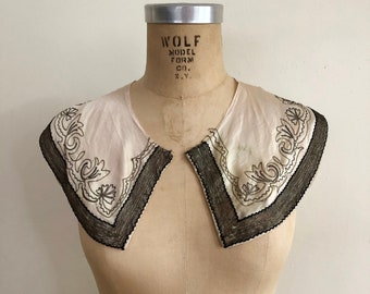 Embroidered Crepe-Back Satin Dress Collar - 1930s