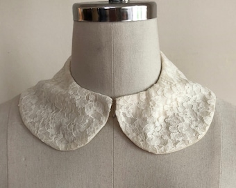 Ivory Lace Collar - 1960s