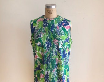 Bright Green Tropical Print Shift Dress - 1970s