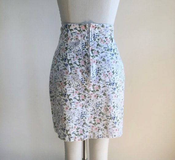 Floral Print Pencil Mini-Skirt - 1980s - image 4