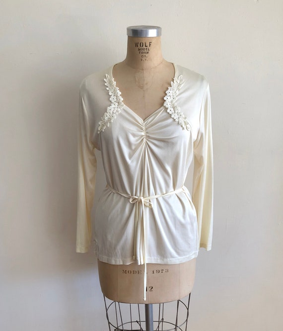 Cream-Colored Blouse with Floral Appliques and Wa… - image 1