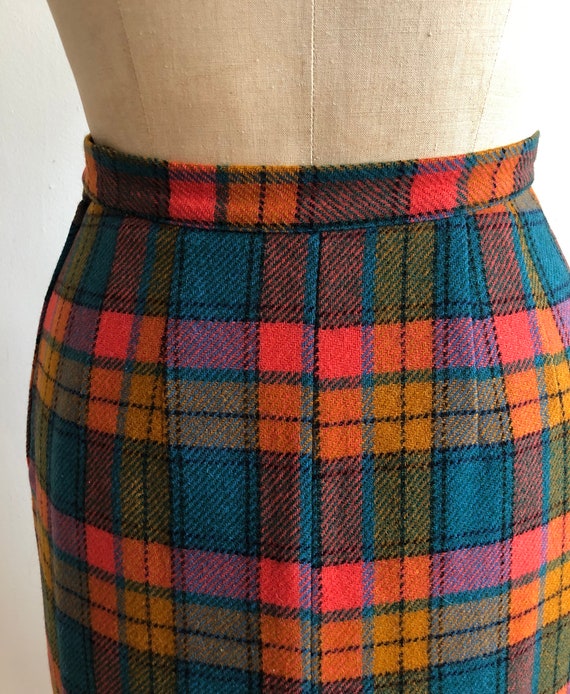 Bright Multicolored Plaid Pencil Midi-Skirt - 197… - image 6