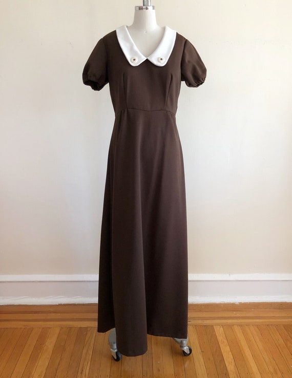 Brown Maxi-Dress with Oversized White Floral Embro