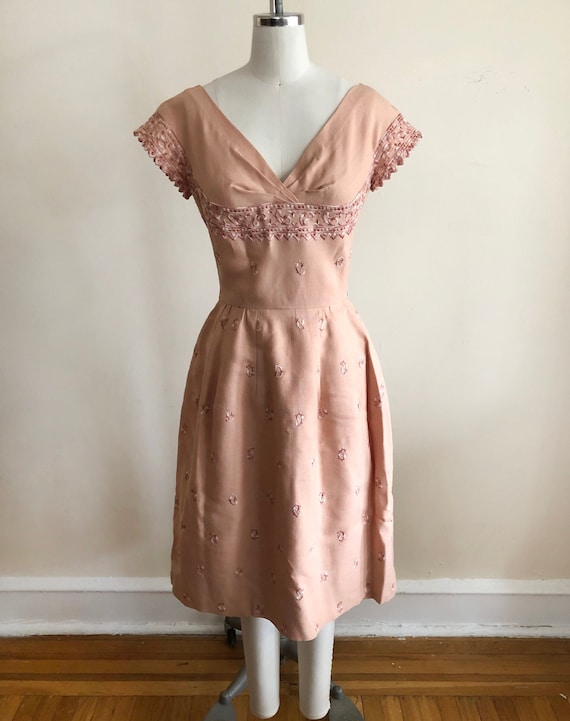 Embroidered Pink/Pale Coral Dress - 1950s