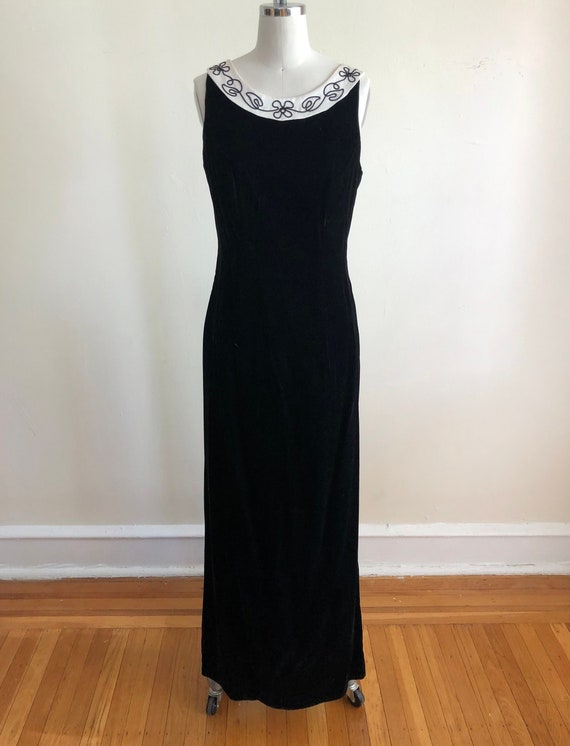 mag black Metal chain strap square neck velvet maxi dress main image 1