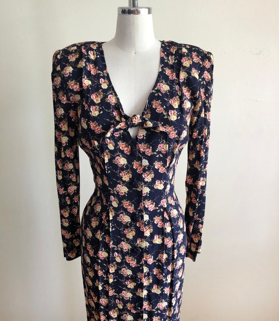 Navy and Pink Floral Print Midi Dress with Keyhol… - image 2