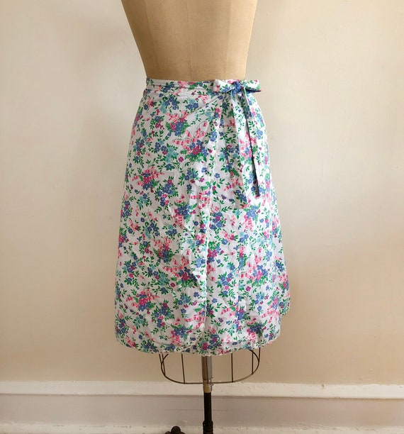 Floral Print Midi-Length Wrap Skirt - 1980s - image 3