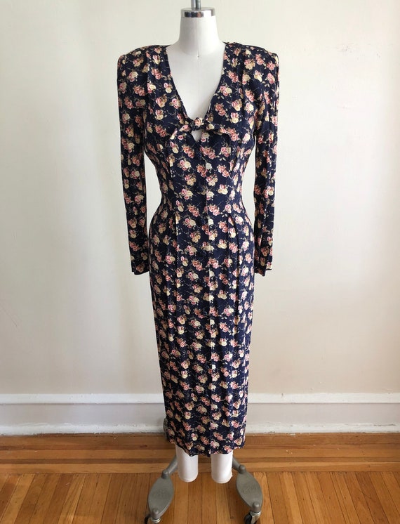 Navy and Pink Floral Print Midi Dress with Keyhol… - image 1