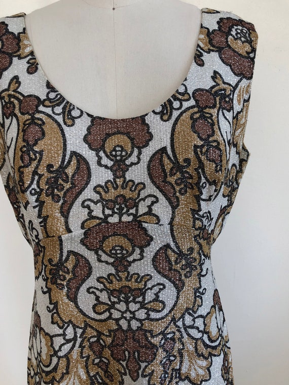 Sleeveless Metallic Silver Damask/Floral Print Ma… - image 2