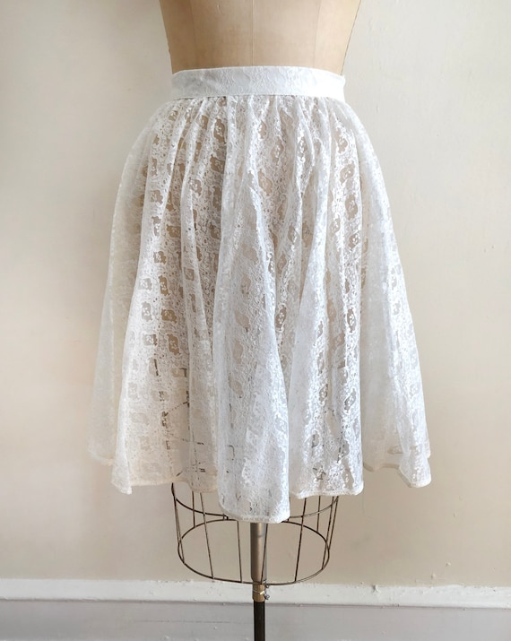 White Lace Crinoline/Half Slip 1980s Gem