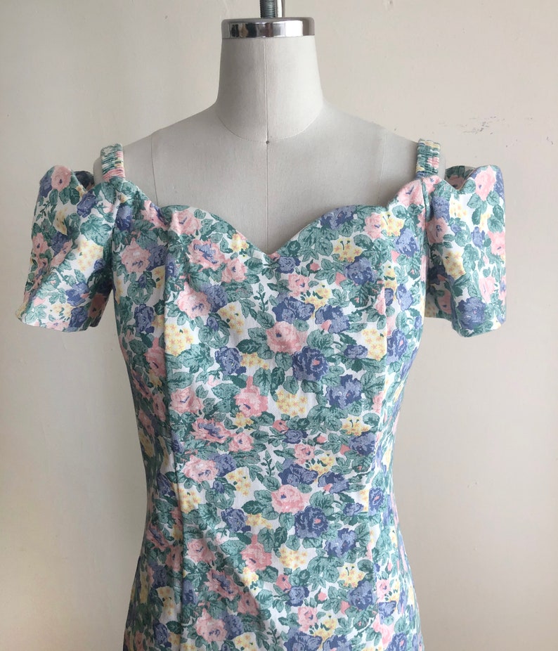 Floral Printed Off-Shoulder Denim Dress 1980s image 2