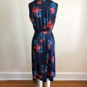 Navy and Red Floral Print Dress with Matching Jacket 1970s image 6